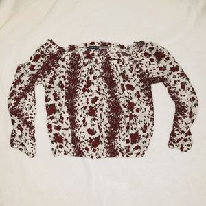 SALE! 🚩 Brandy Melville - Floral Crop Top